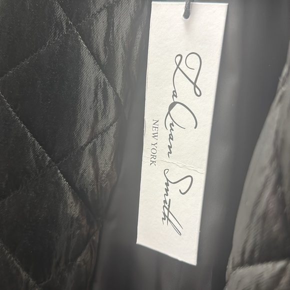 Laquan Smithh quoted puffer coat - Picture 5 of 5